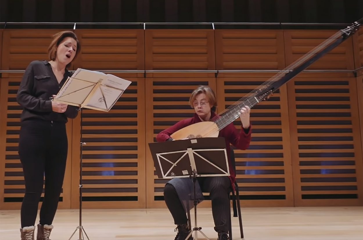 Soprano Mary Bevan and theorbo Elizabeth Kenny perform Strozzi's Lagrime Mie