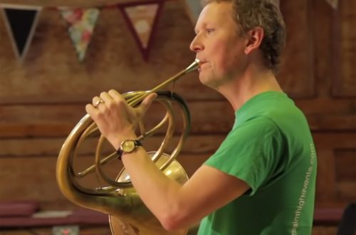 Roger Montgomery discusses Mozart&#8217;s Horn Concerto No.4 on the Natural Horn