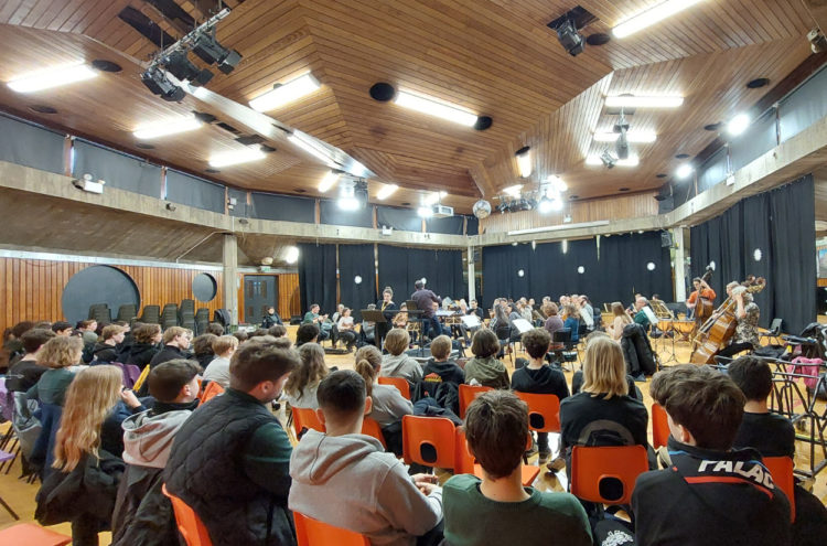 A community open rehearsal at Acland Burghley School